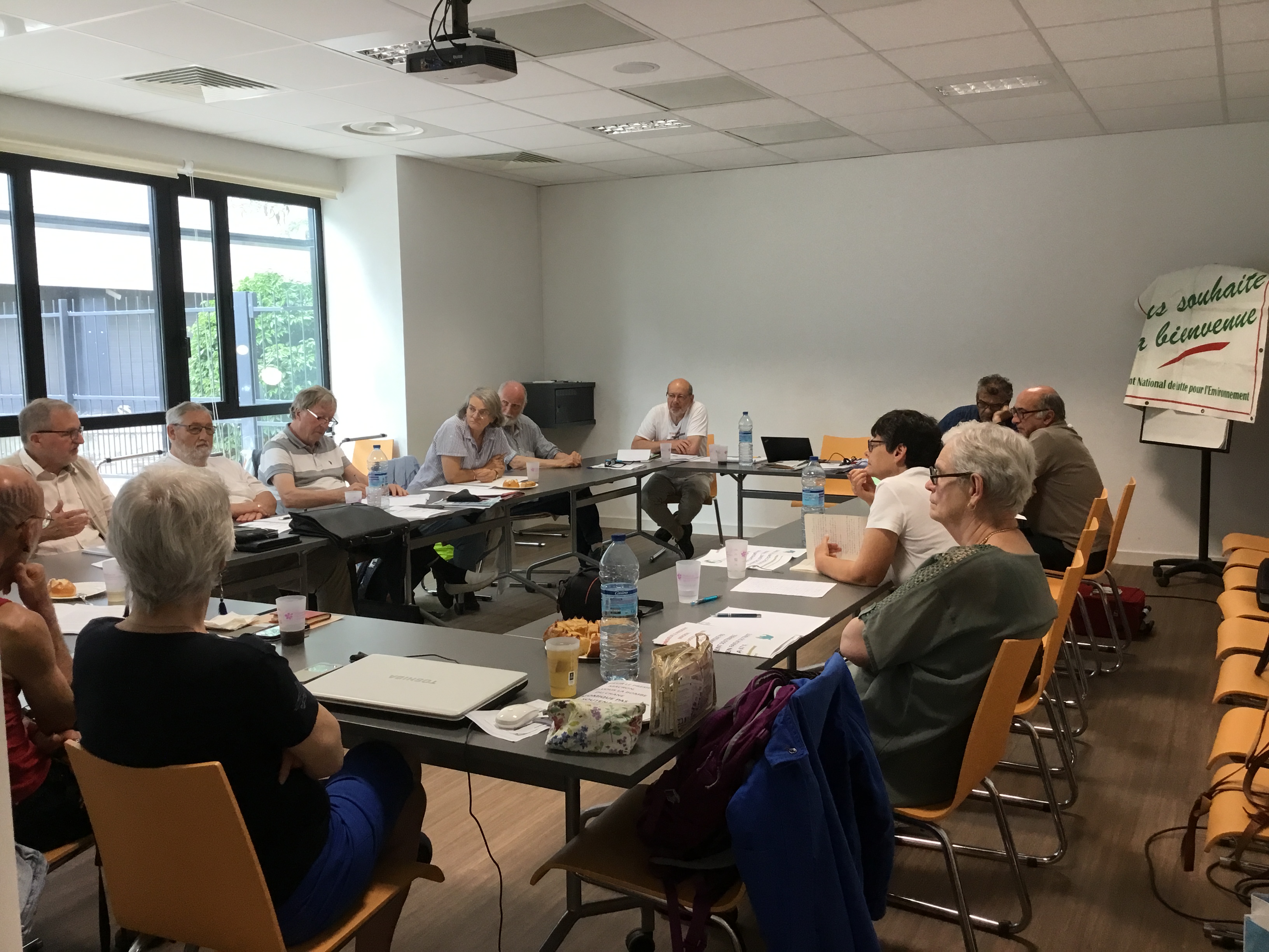 (1) MNLE : Un samedi de réflexion à Lyon sur la place d’un « Pôle de l’Ecologie Sociale et Solidaire » dans  la construction d’Alternatives locales